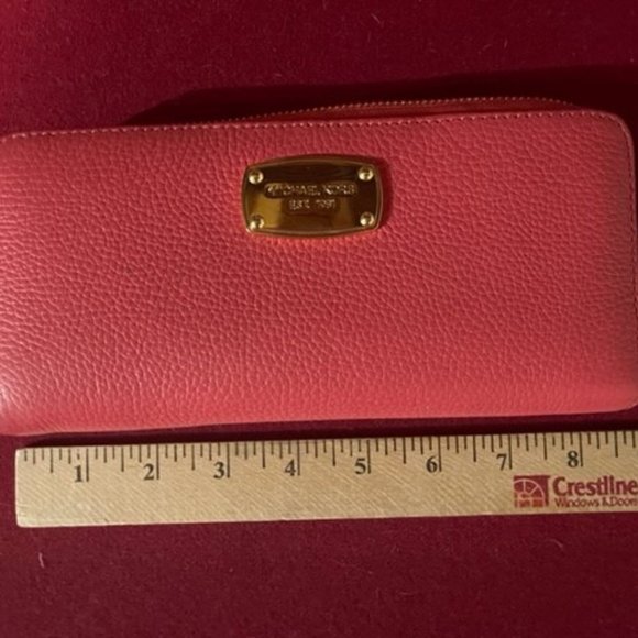 Michael Kors wallet - Picture 3 of 4